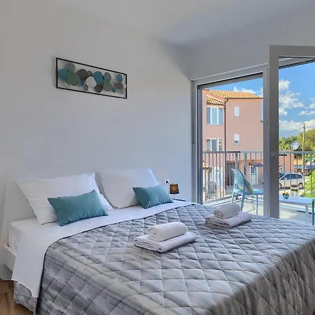 Holiday home Moderna Pula