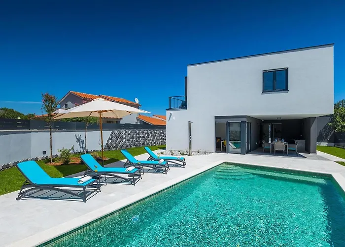 Holiday home Moderna *