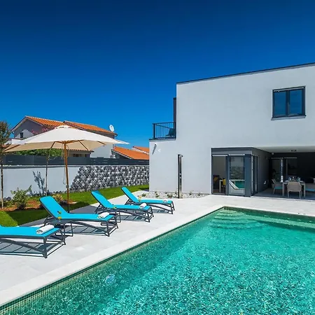 بيت للعطل Moderna *