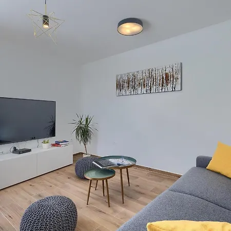 Moderna بيت للعطل بولا