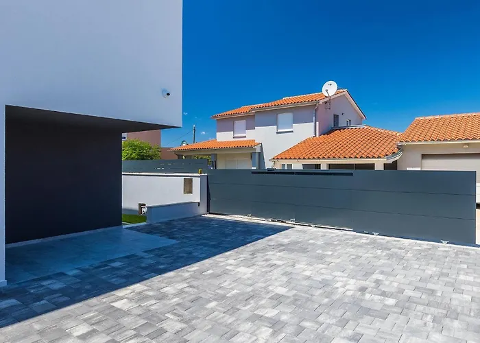 Holiday home Moderna Pula